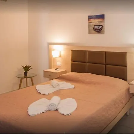호텔 Saint George Palace 4*