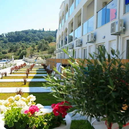 호텔 Saint George Palace 4*