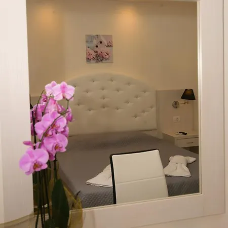 호텔 Saint George Palace 4*