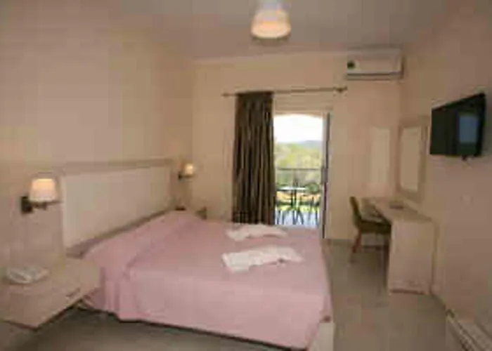 Saint George Palace 4* Ájosz Jeórjosz Págon