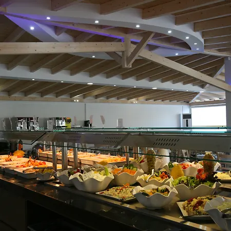 酒店 Saint George Palace