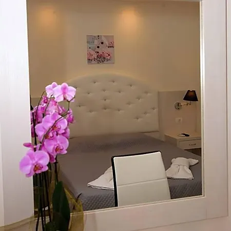 Saint George Palace Hotel 4*