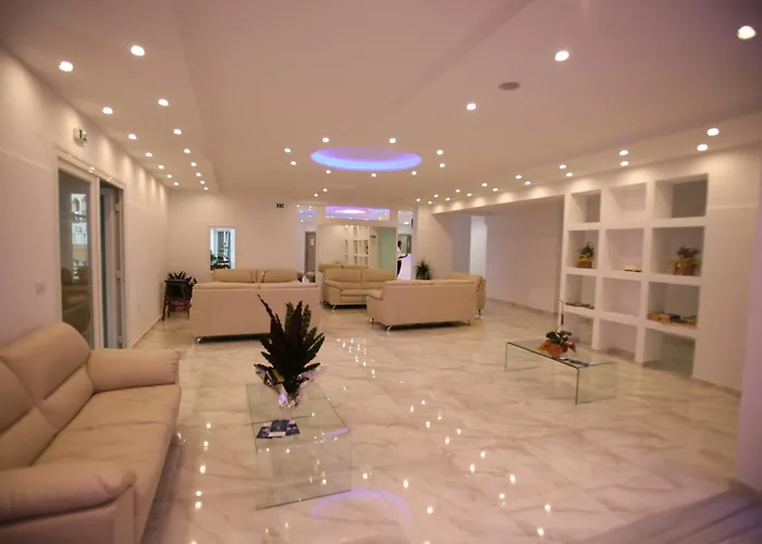 Saint George Palace 4*