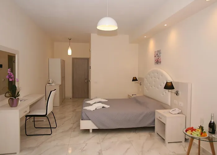 Saint George Palace Agios Georgios Pagon