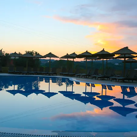 Saint George Palace آغيوس غيوريوس باغون